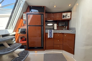 Water Wings 37ft Wellcraft Yacht For Sale