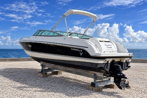 Winslow s Escape 26ft Formula Yacht For Sale