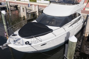 35ft Meridian Yacht For Sale