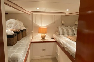 Achimedes 47ft Chris Craft Yacht For Sale