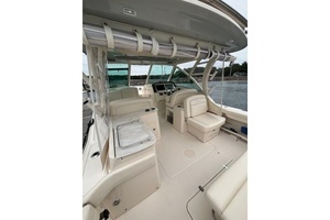 33FT (10.08M) GRADY-WHITE