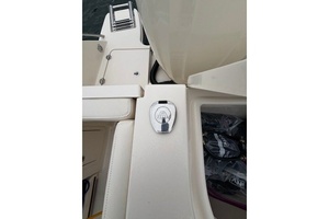 33FT (10.08M) GRADY-WHITE