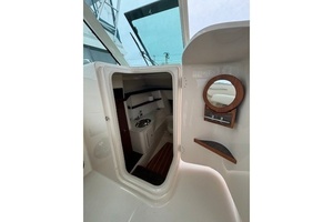 33FT (10.08M) GRADY-WHITE