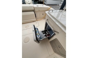 33FT (10.08M) GRADY-WHITE