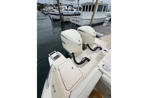 33FT (10.08M) GRADY-WHITE