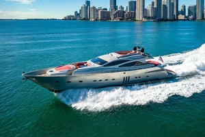 Regal 90ft Pershing Yacht For Sale