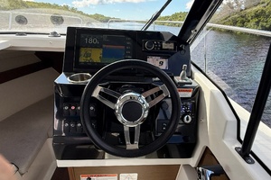 27ft Jeanneau Yacht For Sale