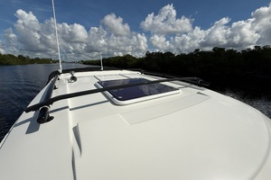 27ft Jeanneau Yacht For Sale