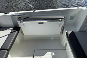 27ft Jeanneau Yacht For Sale