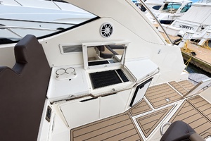38ft Galeon Yacht For Sale