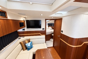 38ft Galeon Yacht For Sale