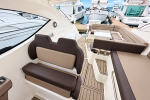 38ft Galeon Yacht For Sale