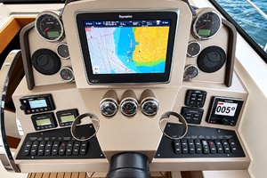 38ft Galeon Yacht For Sale