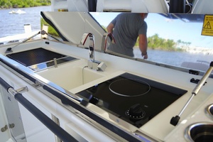 40FT (12.42M) JEANNEAU