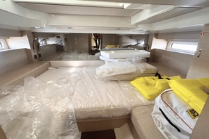 40FT (12.42M) JEANNEAU
