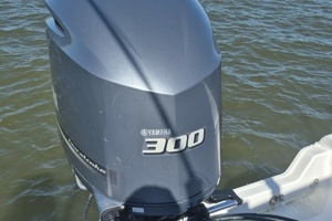 24ft Pro Line Yacht For Sale