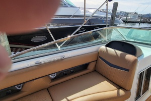 31ft Four Winns Yacht For Sale