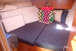 33ft Hunter Yacht For Sale