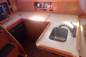 33ft Hunter Yacht For Sale