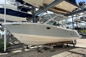 31ft Robalo Yacht For Sale