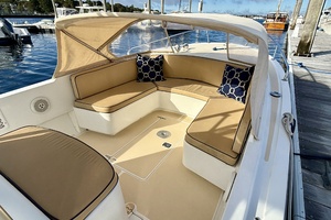 Surrey 24ft Vanquish Yacht For Sale