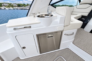 35ft Cruisers Yachts Yacht For Sale