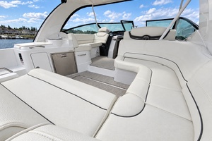 35ft Cruisers Yachts Yacht For Sale