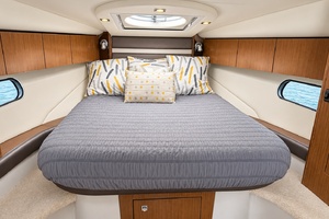 35ft Cruisers Yachts Yacht For Sale