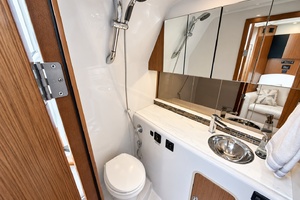 35ft Cruisers Yachts Yacht For Sale