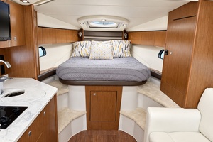 35ft Cruisers Yachts Yacht For Sale