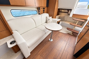 35ft Cruisers Yachts Yacht For Sale