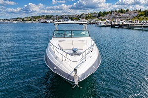 35ft Cruisers Yachts Yacht For Sale