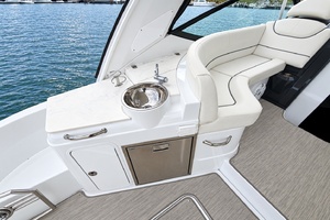 35ft Cruisers Yachts Yacht For Sale