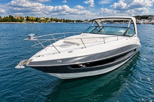 35ft Cruisers Yachts Yacht For Sale