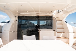 64FT (19.66M) FERRETTI YACHTS