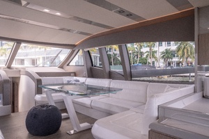 64FT (19.66M) FERRETTI YACHTS