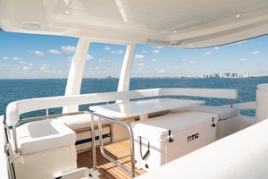 64FT (19.66M) FERRETTI YACHTS