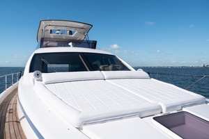 64FT (19.66M) FERRETTI YACHTS