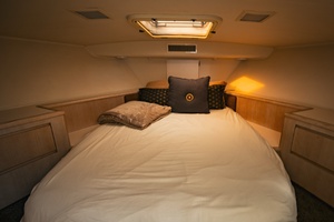 ALL ABOUT MEEEEE 52ft Hatteras Yacht For Sale
