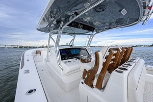40FT (12.34M) VALHALLA BOATWORKS