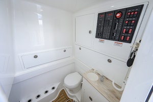40FT (12.34M) VALHALLA BOATWORKS