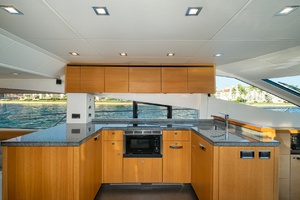 Manhattan 63 69ft Sunseeker Yacht For Sale