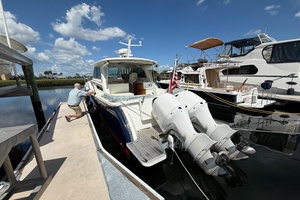 Yacht for sale 38FT (11.86M) BACK COVE