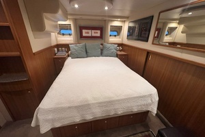 Trading Places 52ft Bayliner Yacht For Sale