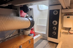 Trading Places 52ft Bayliner Yacht For Sale