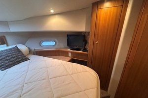 Trading Places 52ft Bayliner Yacht For Sale