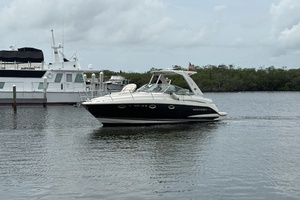 33ft Monterey Yacht For Sale
