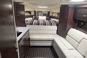 33ft Monterey Yacht For Sale