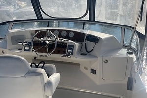 Paradise 35ft Silverton Yacht For Sale