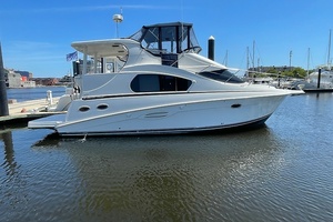 Paradise 35ft Silverton Yacht For Sale